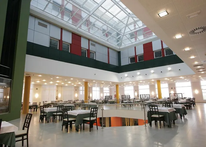 Sekia Hotell Ejea De Los Caballeros